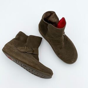 Fitflop Dash style brown suede pull on ankle boots thick active sole woman’s 8